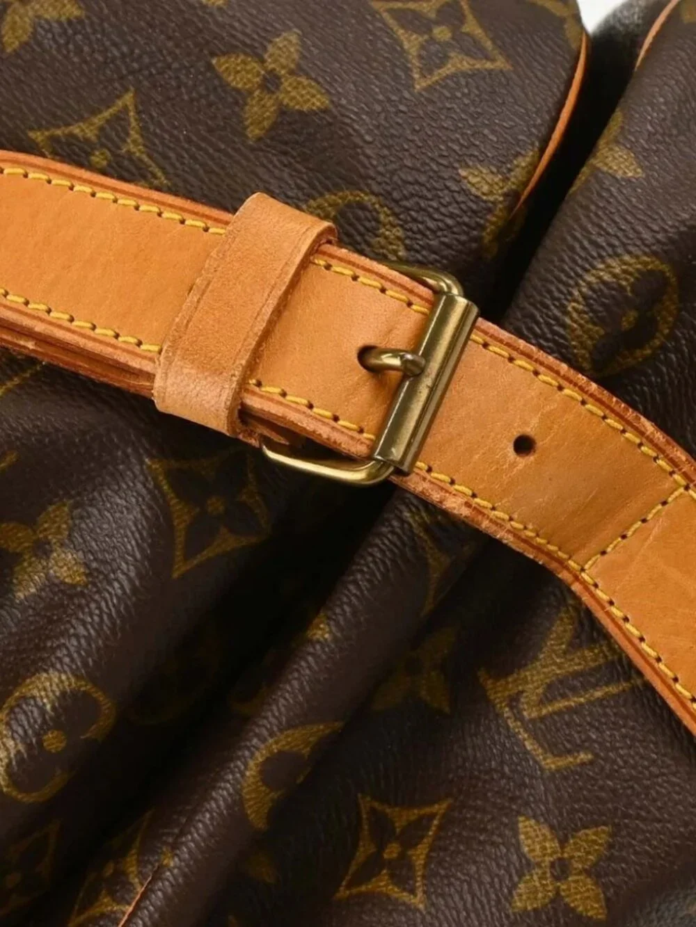 LOUIS VUITTON MONOGRAM SAUMUR 43 MESSENGER BAG